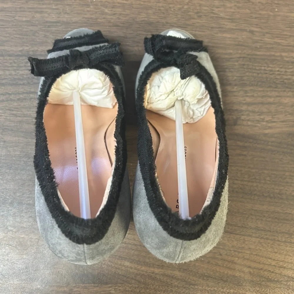 Marc by Marc Jacobs Suede Grey Heels - Picture 2 of 2